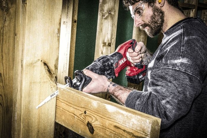 Пила шабельна акумуляторна SKIL 3480 CB XP безщіткова 20В 1х5А·год пропил 265мм хід 29мм 2.9кг