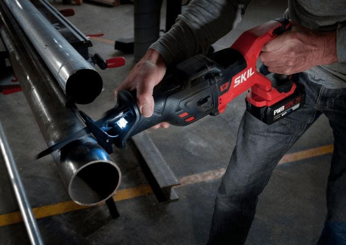 Пила шабельна акумуляторна SKIL 3480 CB XP безщіткова 20В 1х5А·год пропил 265мм хід 29мм 2.9кг