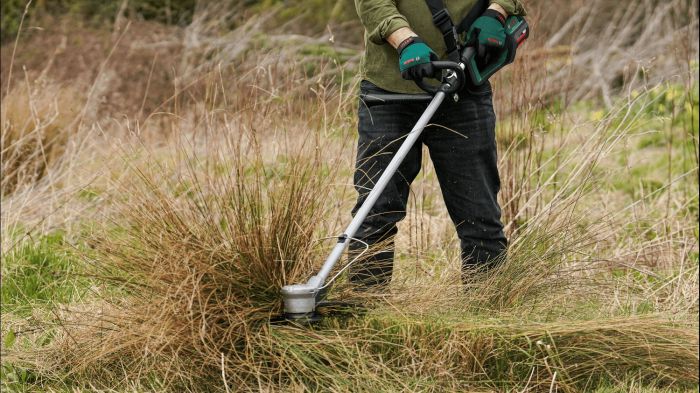 Тример садовий акумуляторний Bosch AdvancedGrassCut 36V-23-750 36V 23см 1х2А·год ЗП  AL 36V-20 4.1кг