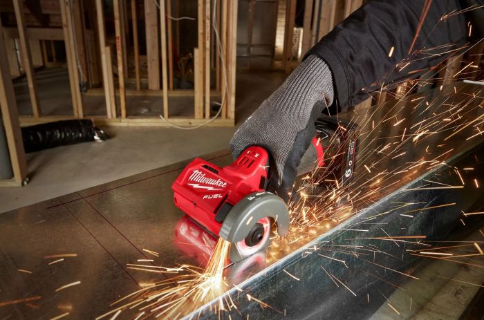 Шліфмашина кутова акумуляторна Milwaukee M12 FCOT 76мм 12В 1кг