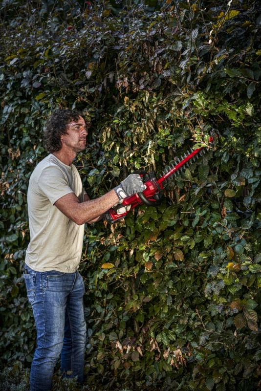 Кущоріз акумуляторний SKIL 0438 CA безщітковий 20В акб 1х2.5А·год 45см крок різу 20мм 1.9кг