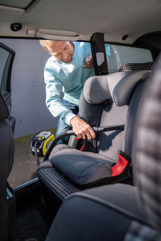 Пилосос професійний акумуляторний миючий Karcher SE 3-18 18В контейнер для води 1.7л 3.65кг