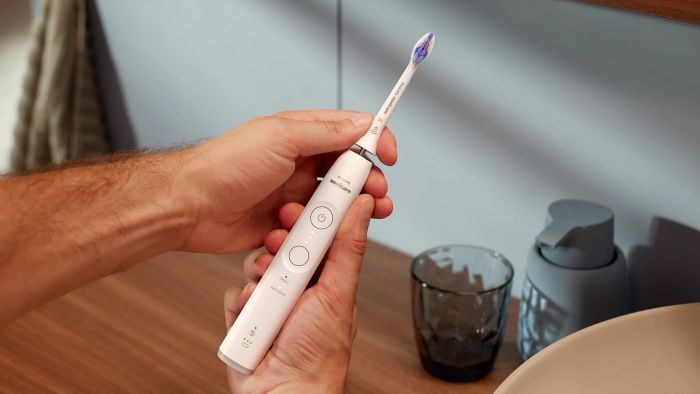 Щітка зубна електр. Philips, Sonicare 6100 Series, 62т. колив/хв, насадок-1, футляр, білий