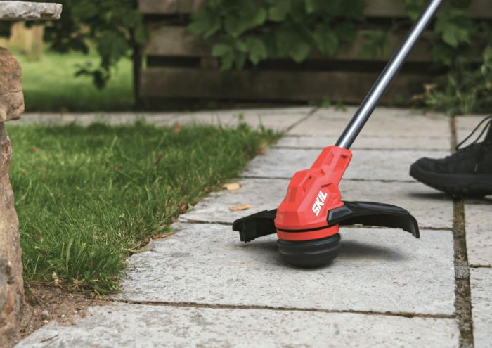 Тример садовий акумуляторний SKIL 0250 CA безщітковий 20В ліска 33см 1х4А·год