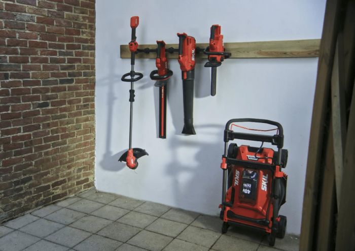 Тример садовий акумуляторний SKIL 0250 CA безщітковий 20В ліска 33см 1х4А·год