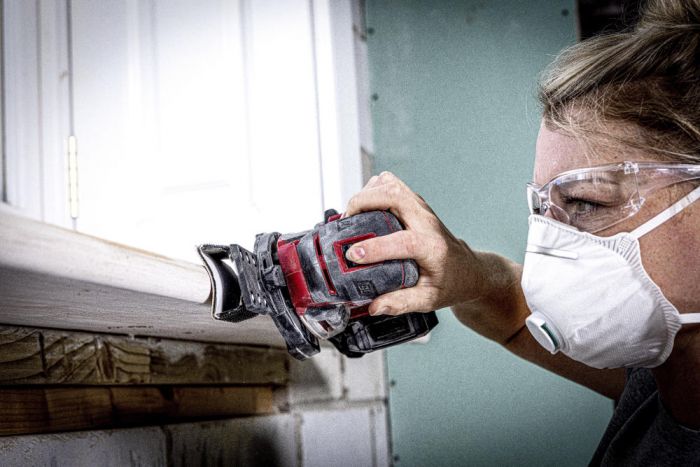 Шліфмашина вібраційна акумуляторна SKIL 3720 CC Compact безщіткова 20В акб 1х2.5А·год 151х102мм 0.7кг