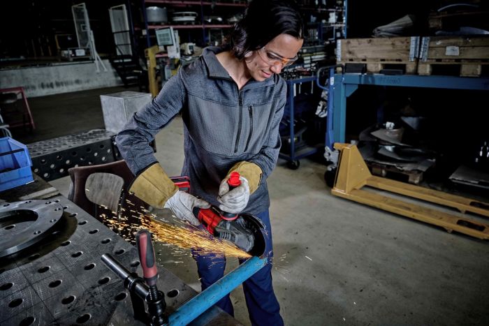 Шліфмашина кутова акумуляторна Einhell TP-AG 18/125 F Li BL - Solo, PXC, 18В, безщіткова, 125 мм, 8500 об/хв, плаский редуктор, 1.57кг (без АКБ та ЗП)