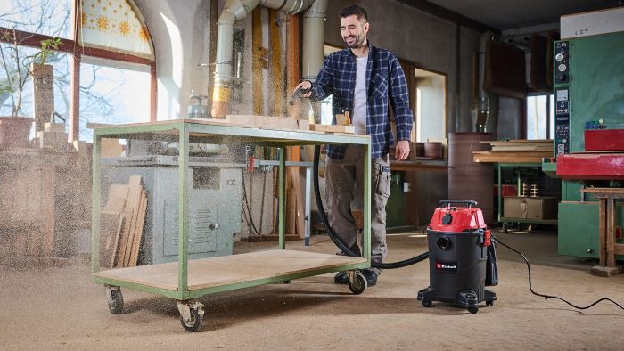 Пилосос професійний Einhell TC-VC 1825 А, 1250 Вт, пластик 25 л, 180 мбар, шланг 2.5 м, кабель 3 м, розетка 2.2 кВт, 4.2 кг