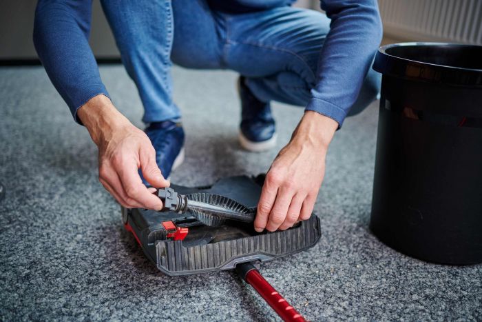 Підмітальний пристрій акумуляторний Einhell TE-FS 18 Li - Solo, PXC, 18В, ширина 250 мм, бак 0.4 л, 2 кг (без АКБ і ЗП)