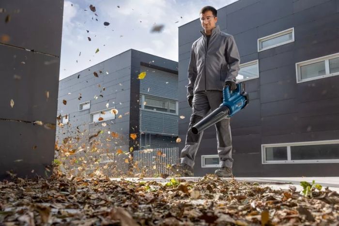 Повітродув садовий акумуляторний Bosch AdvancedLeafBlower 18В-750 198 км/год 2.8кг без АКБ і ЗП