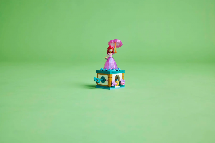 Конструктор LEGO Disney Princess Кружляння Аріель