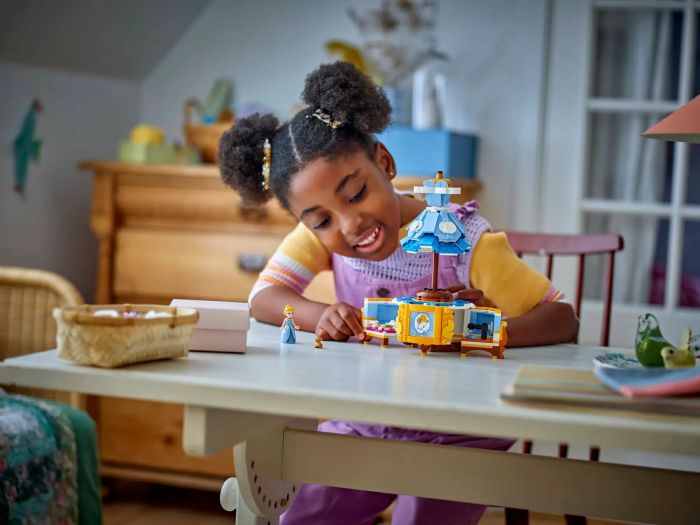 Конструктор LEGO Disney Princess Сукня Попелюшки