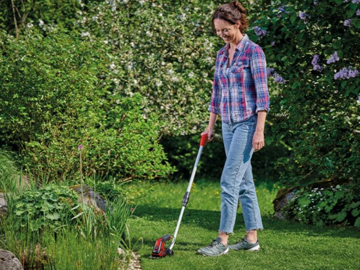 Ножиці для трави і кущів акумуляторні Einhell GC-CG 36/70 Li, 3.6В, акб 2Аг, різ 7/11см, крок різу 8мм, телескопічна ручка, 0.61 кг