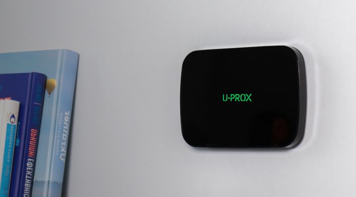 Інтелектуальна централь U-Prox MPX LE Black, ethernet, wi-fi, 2 LTE, фотоверіфікація, бездротова, чорний
