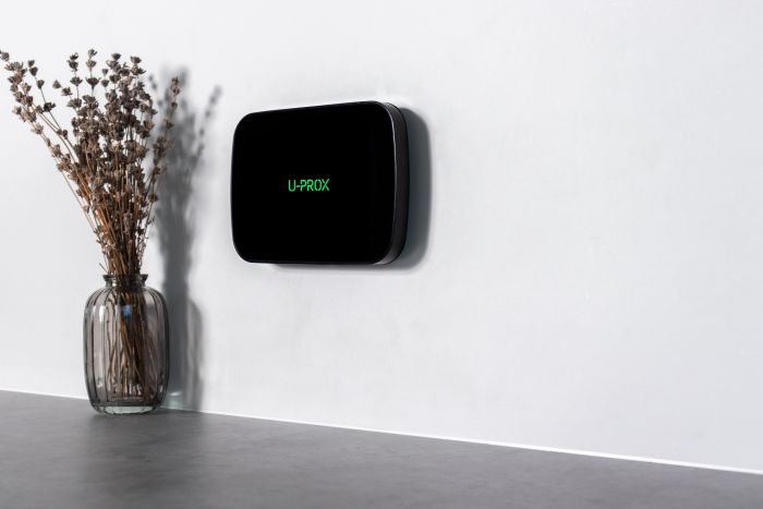 Інтелектуальна централь U-Prox MPX L Black, wi-fi, 2 LTE, фотоверіфікація, бездротова, чорний