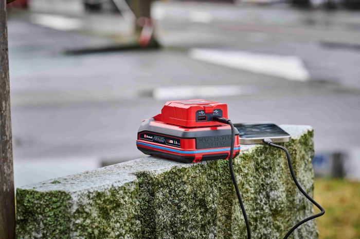 Зарядний пристрій USB акумуляторний Einhell TC-CP 18 Li USB A/C - Solo, PXC, 18В, Type-A/Type-C, 2 A, 0.06 кг (без АКБ і ЗП)