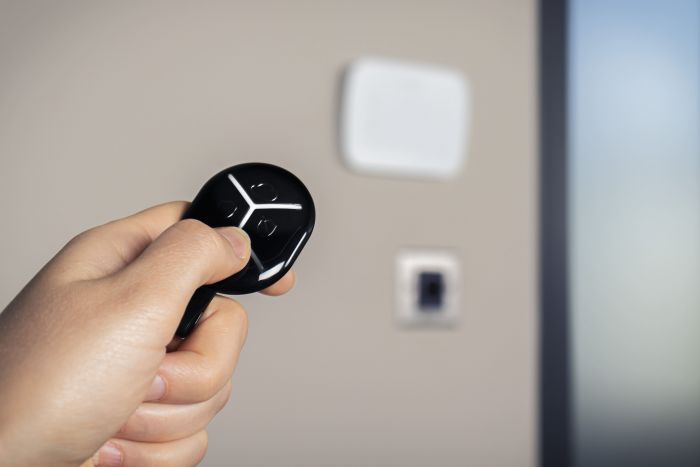 Брелок U-Prox Keyfob B4 Black, 4 кнопки, бездротовий, чорний