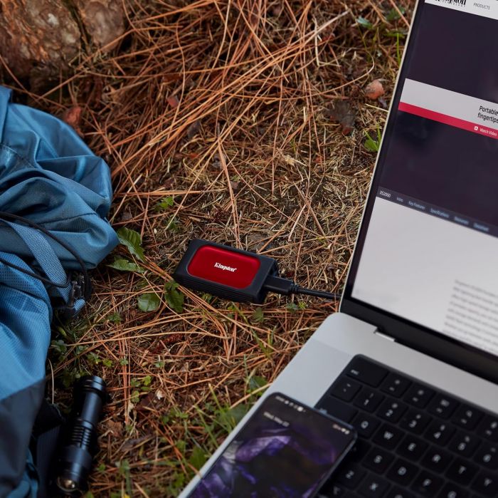 Портативний SSD Kingston 2TB USB 3.2 Gen 2 Type-C XS1000