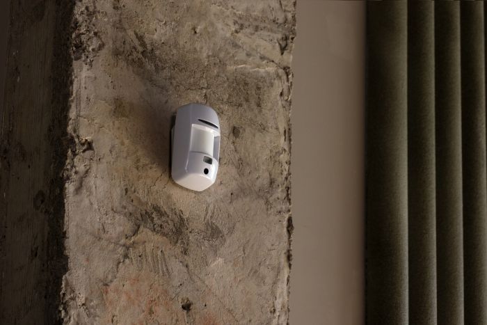 Датчик руху з камерою фото за запитом U-Prox PIR Cam White, бездротовий, білий