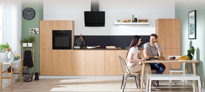 Витяжка Hansa похила, 60см, 366м3ч, чорна