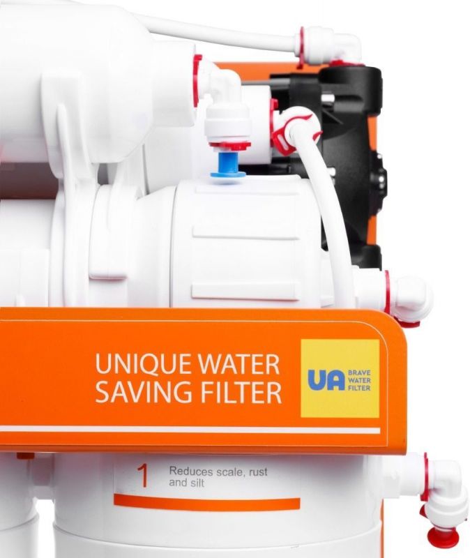 Фільтр зворотного осмосу Ecosoft Absolute з мінералізатором та помпою на станині, мембрана 75gpd DuPont, дренаж 1:1