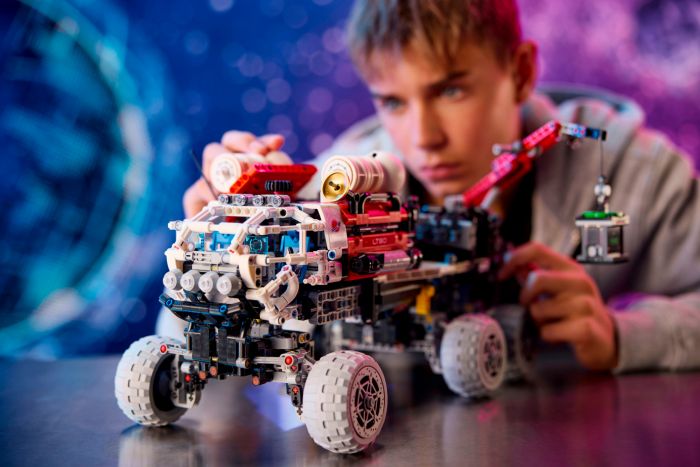 Конструктор LEGO Technic Марсохід команди дослідників