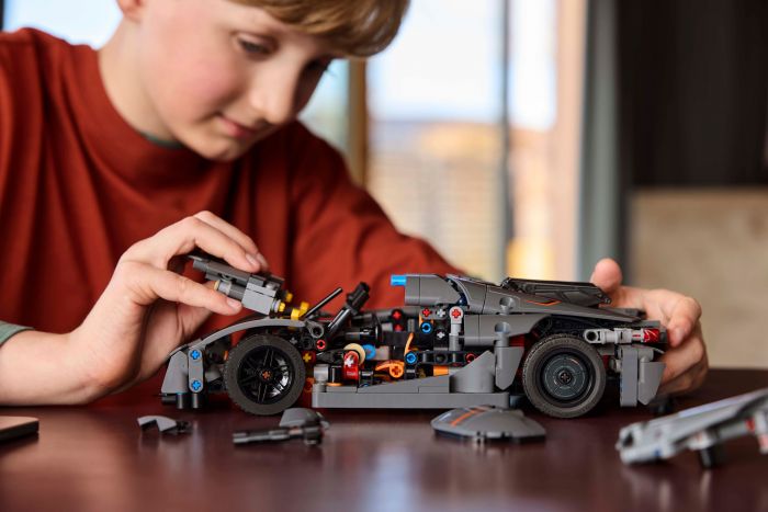 Конструктор LEGO Technic Koenigsegg Jesko Absolut — сірий гіперкар