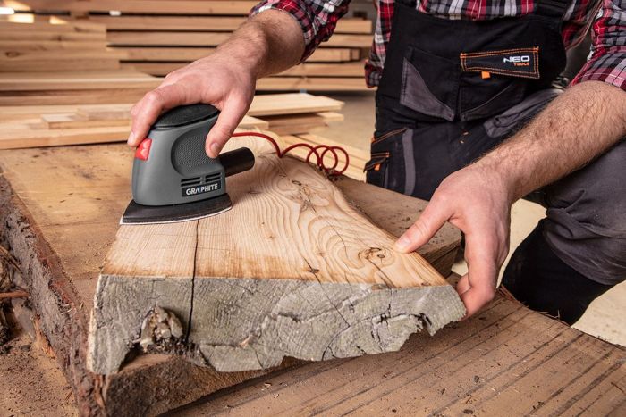 Шліфмашина вібраційна GRAPHITE Delta 105Вт платформа 140х140х97 24000кол·хв 0.87кг