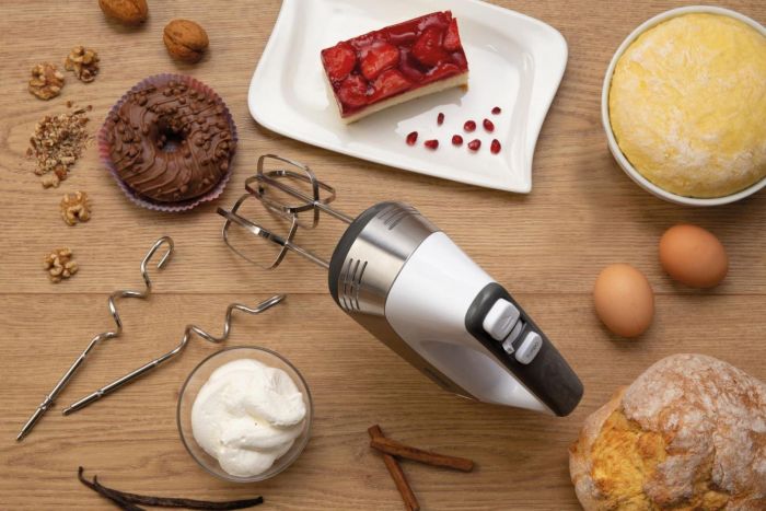 Міксер Gorenje ручний 500Вт, насадки-4 вінчика, турборежим, білий-нерж