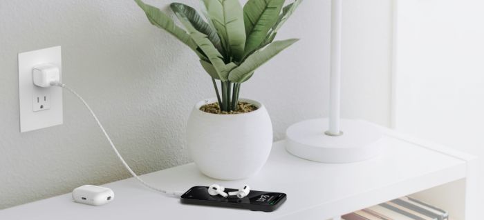 Зарядний пристрій мережевий Belkin 30Вт USB-С PD PPS, кабель USB-С > USB-C, 1м, PVC, білий