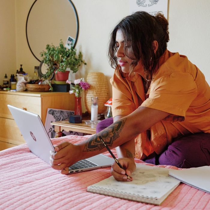 Ноутбук HP 15-fc0106ua 15.6" FHD IPS AG, AMD R5-7520U, 16GB, F512GB, UMA, DOS, чорний