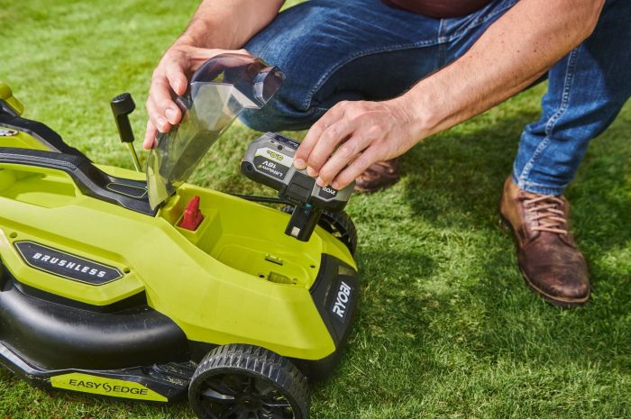 Газонокосарка акумуляторна Ryobi ONE+ HP RY18LMX33A-0 18В 33см 30л 25-90мм 9.3кг без АКБ та ЗП