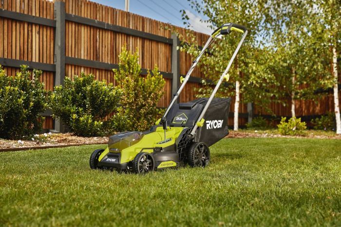 Газонокосарка акумуляторна Ryobi ONE+ HP RY18LMX33A-0 18В 33см 30л 25-90мм 9.3кг без АКБ та ЗП