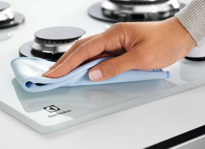 Варильна поверхня Electrolux газова на склі, 60см, чавун, білий