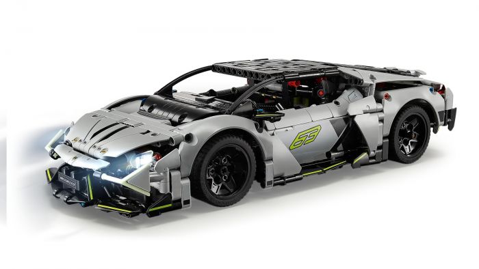 Конструктор LEGO Technic Суперкар Lamborghini Revuelto