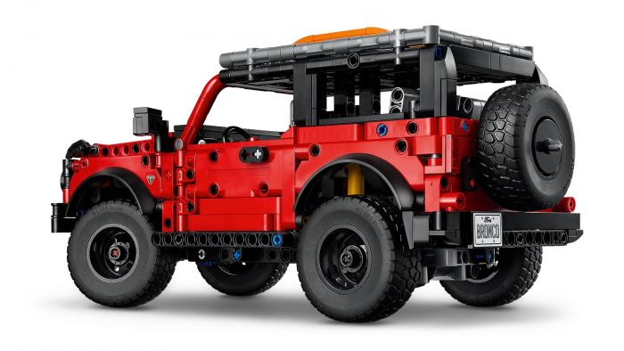 Конструктор LEGO Technic Позашляховик Ford Bronco