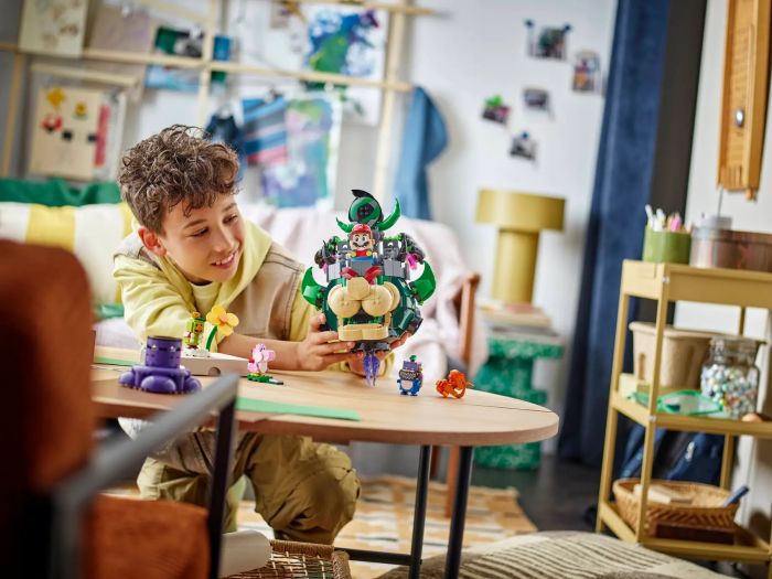 Конструктор LEGO Super Mario Prince Florian & Castle Bowser