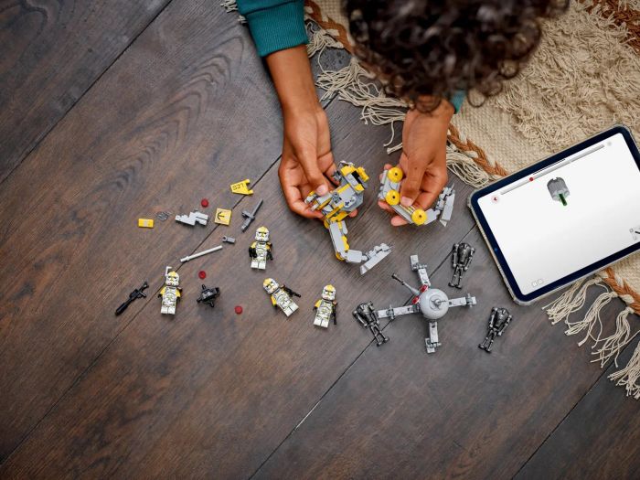 Конструктор LEGO Star Wars Бойовий загін бійців-клонів 327-го галактичного корпусу