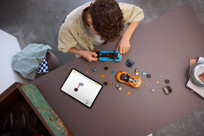 Конструктор LEGO Speed Champions Lamborghini Revuelto та Huracan STO