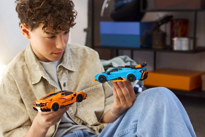 Конструктор LEGO Speed Champions Lamborghini Revuelto та Huracan STO