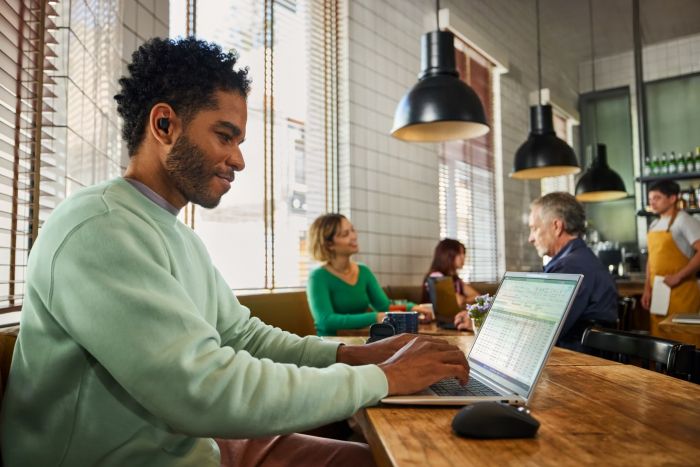 Миша HP 700 Rechargeable, WL/BT, чорний