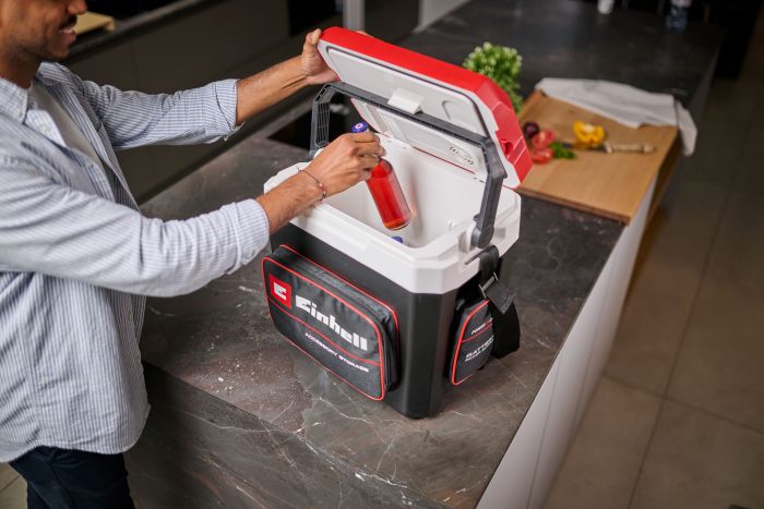 Холодильник акумуляторний мобільний Einhell TE-COL 18/27 Li - Solo 18В/12В/220В з функцією нагріву -18°/+60° 27л 5.77кг без АКБ і ЗП