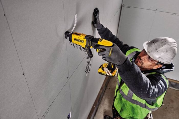 Шурупокрут акумуляторний DeWalt XR Li-Ion 18В 30Нм 4400об/хв 1.08кг без АКБ та ЗП