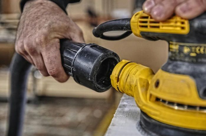 Шліфмашина ексцентрикова DeWalt 280Вт 8000-12000об·хв 125мм амплітуда 2.6мм 1.28кг