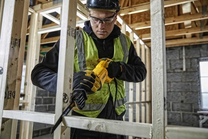 Пила шабельна DeWalt 1100Вт 0-2800ход/хв 29мм кейс 3.5кг