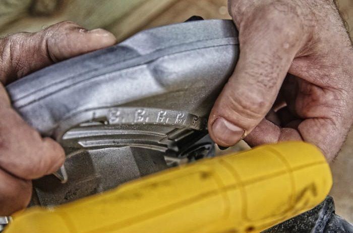 Пила дискова DeWalt 1350Вт 184мм 5500об/хв 3.66кг