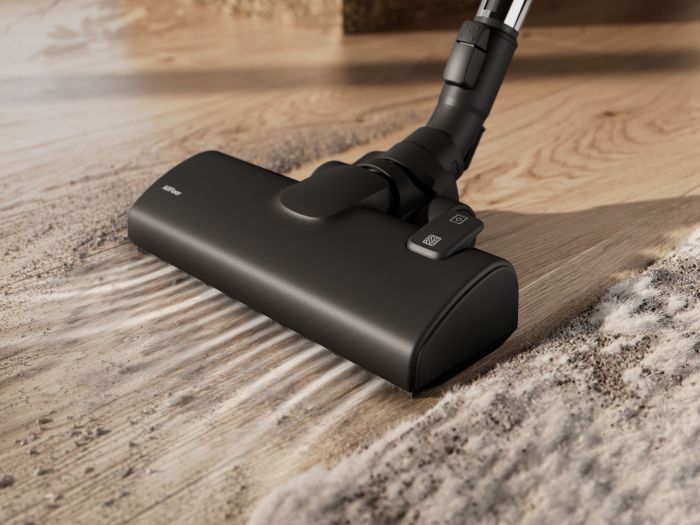 Пилосос Electrolux контейнерний, 850Вт, конт пил -2л, HEPA12, 3 насадки, сірий