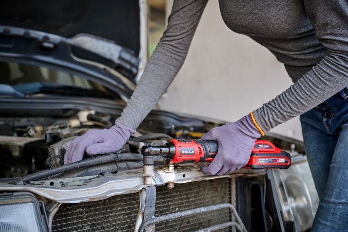 Гайковерт акумуляторний TE-RW 18/60 Li - Solo 18В 60Нм 260об·хв LED 3/8"-1/2" 0.82кг без АКБ і ЗП