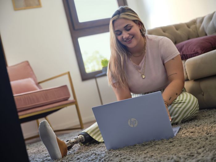 Ноутбук HP OmniBook 5 16-af1018ua 16" 2K IPS AG, Intel U7-255U, 16GB, F512GB, UMA, DOS, блакитний