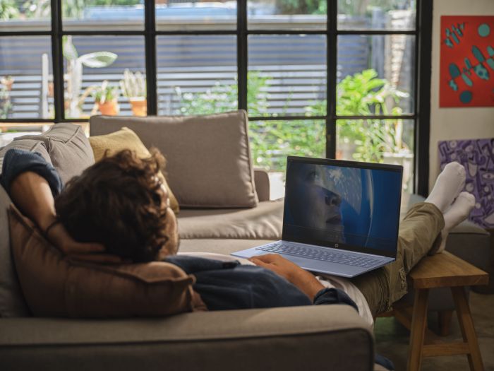 Ноутбук HP OmniBook 5 16-af1016ua 16" 2K IPS AG, Intel U7-255U, 16GB, F1024GB, UMA, DOS, блакитний